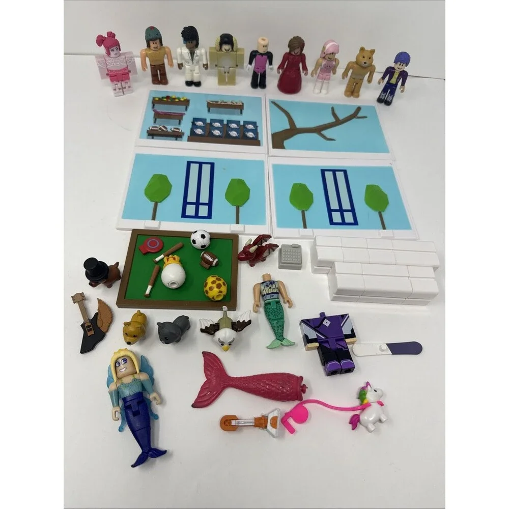 Large Mixed Lot Roblox Action Figures Character Toys With Accessories NO CODES